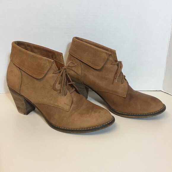Steve Madden Bootie Jasperr Cuffed Tan Leather Size 9.5 Distressed - Picture 1 of 14
